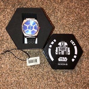 Nixon Star Wars watch R2D2